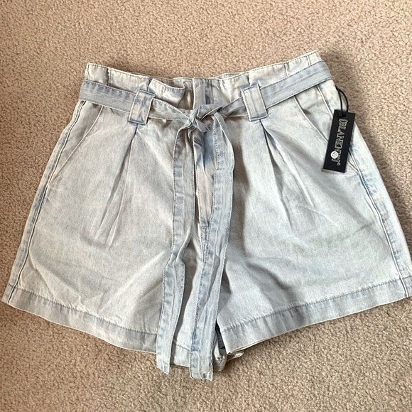 NWT BlankNYC Inside Friend Paperbag Denim High Waist Jean Shorts Women Size 29 - Picture 1 of 6